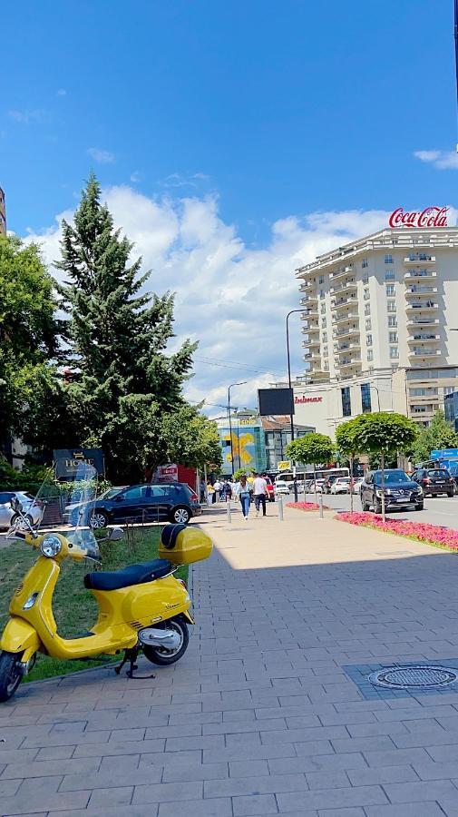 Downtown Apartments Pristina Eksteriør bilde