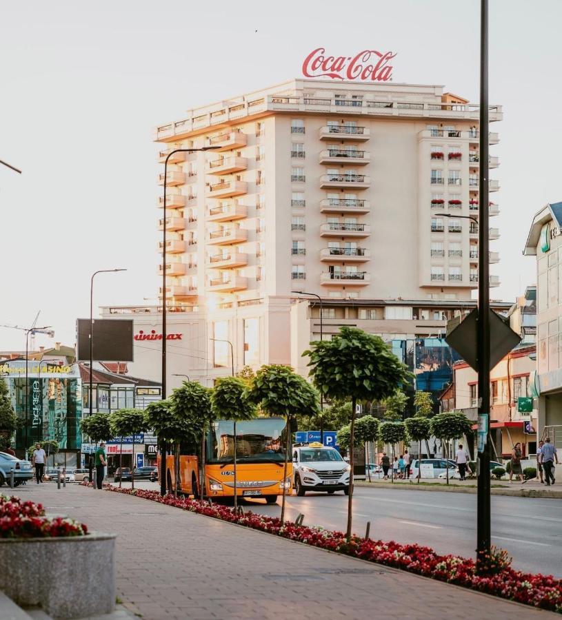 Downtown Apartments Pristina Eksteriør bilde